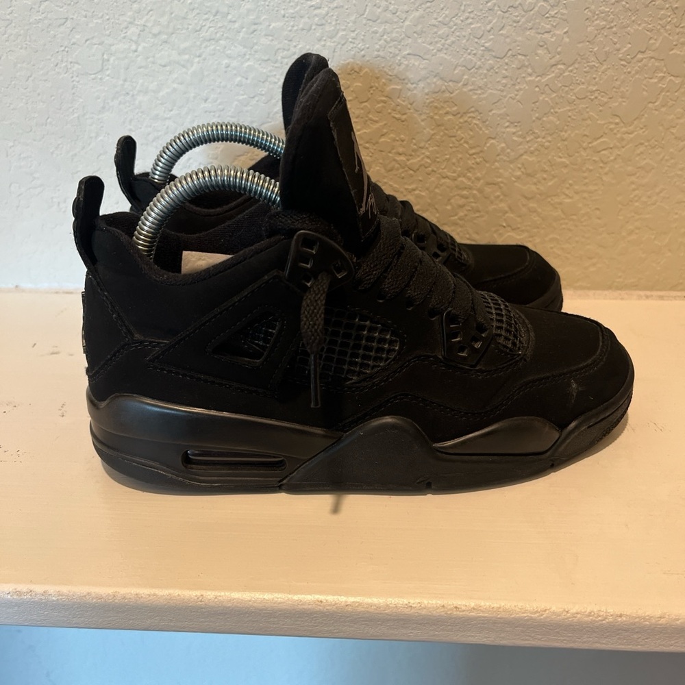 Jordan Black Sneakers - Picture 4 of 7